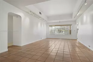 1845 Daytonia Rd, Miami Beach, FL 33141 - Photo 9