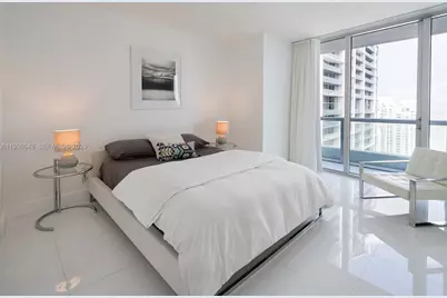 485 Brickell Ave #4110, Miami, FL 33131 - Photo 9