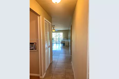 4100 Crystal Lake Dr #407, Deerfield Beach, FL 33064 - Photo 5