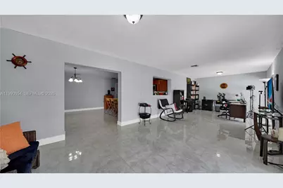 10500 SW 159th Ct, Miami, FL 33196 - Photo 23