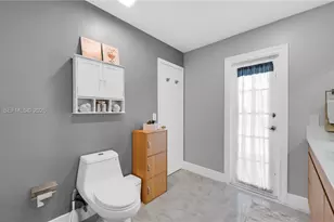 10500 SW 159th Ct, Miami, FL 33196 - Photo 19