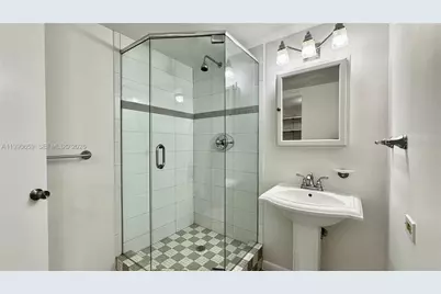 130 S Shore Dr #4B, Miami Beach, FL 33141 - Photo 27