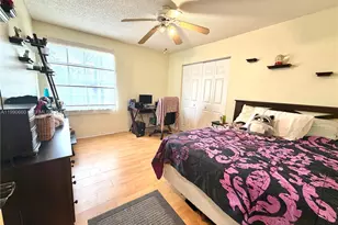 1040 NW 185th Ave, Pembroke Pines, FL 33029 - Photo 49