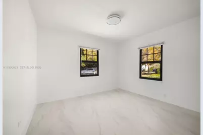 3640 SW 13th St, Miami, FL 33145 - Photo 43