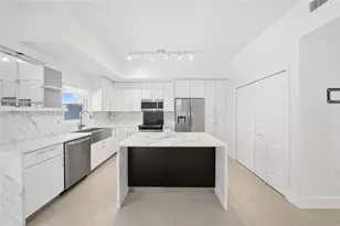 22242 SW 88th Path, Cutler Bay, FL 33190 - Photo 3