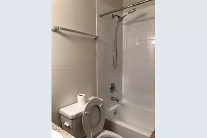 7140 NW 179th St #204, Hialeah, FL 33015 - Photo 11