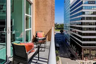 253 NE 2nd St, Miami, FL 33132 - Photo 17