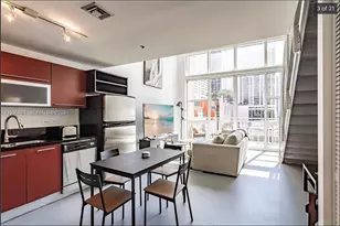 253 NE 2nd St, Miami, FL 33132 - Photo 3