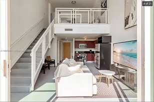 253 NE 2nd St, Miami, FL 33132 - Photo 3