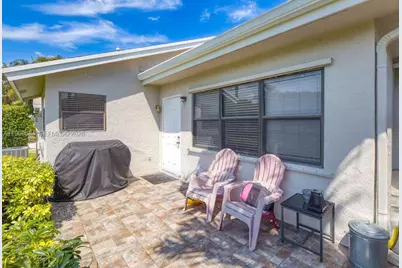 2360 NW 12th St, Delray Beach, FL 33445 - Photo 27