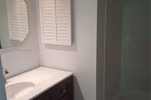 8401 SW 107th Ave, Miami, FL 33173 - Photo 5