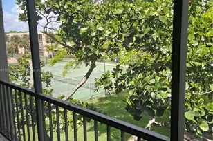 8401 SW 107th Ave, Miami, FL 33173 - Photo 9