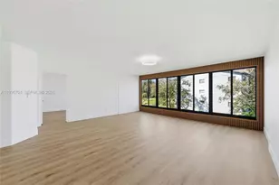 800 SW 125th Way, Pembroke Pines, FL 33027 - Photo 15