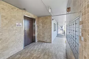 800 SW 125th Way, Pembroke Pines, FL 33027 - Photo 33