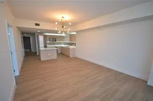 16385 Biscayne Blvd, North Miami Beach, FL 33160 - Photo 23