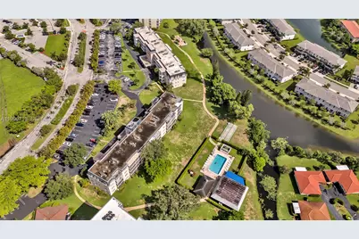 3535 Broken Woods Dr #302, Coral Springs, FL 33065 - Photo 7