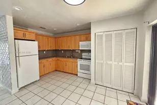 5428 SW 131st Ct, Miami, FL 33175 - Photo 9