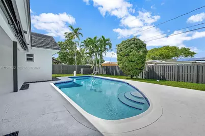 1431 NW 70th Ave, Plantation, FL 33313 - Photo 47