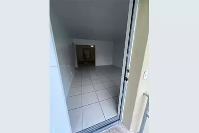 2210 NE 170th St #2220, North Miami Beach, FL 33160 - Photo 13