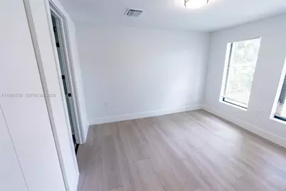 2100 SW 6th St, Miami, FL 33135 - Photo 15