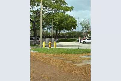 860 NE 207th Ter #8-106, Miami, FL 33179 - Photo 3