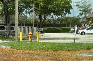 860 NE 207th Terrace, Miami, FL 33179 - Photo 3