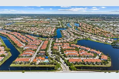 11724 SW 13th Ln, Pembroke Pines, FL 33025 - Photo 23