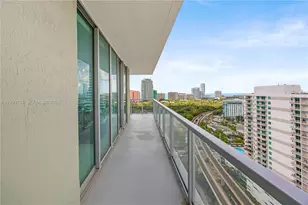 79 SW 12th St, Miami, FL 33130 - Photo 5