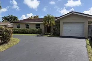 9014 SW 163rd Terrace, Palmetto Bay, FL 33157 - Photo 1