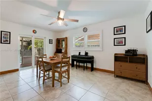 9014 SW 163rd Terrace, Palmetto Bay, FL 33157 - Photo 7