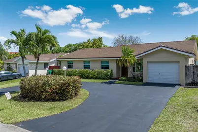 9014 SW 163rd Ter, Palmetto Bay, FL 33157 - Photo 1