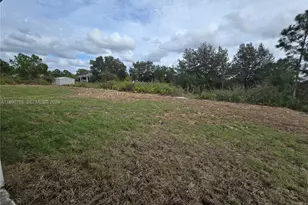 4624 Connie Ave N, Lehigh Acres, FL 33971 - Photo 31