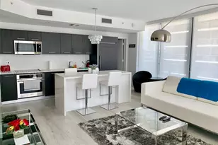 55 SW 9th St, Miami, FL 33130 - Photo 3