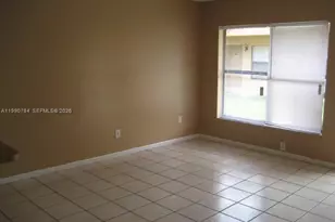 15328 SW 72nd St, Miami, FL 33193 - Photo 5