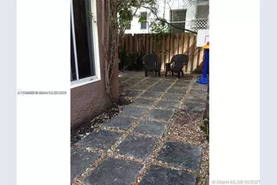 329 W 28th St, Miami Beach, FL 33140 - Photo 45