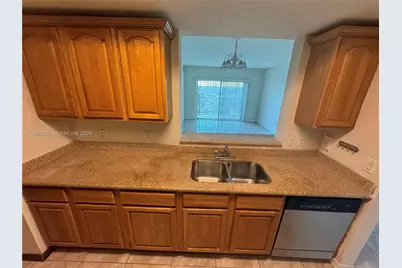 4242 NW 2nd St #1407, Miami, FL 33126 - Photo 21