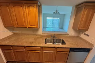 4242 NW 2nd St, Miami, FL 33126 - Photo 21