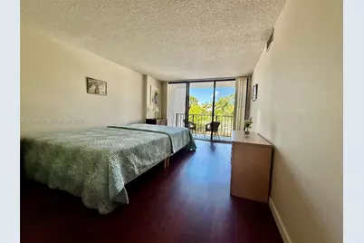 200 Leslie Dr #425, Hallandale Beach, FL 33009 - Photo 11