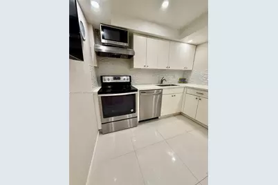200 Leslie Dr #425, Hallandale Beach, FL 33009 - Photo 7
