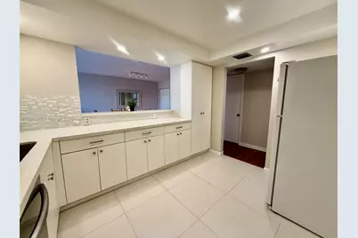 200 Leslie Dr #425, Hallandale Beach, FL 33009 - Photo 9