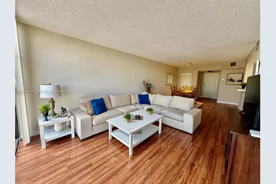 200 Leslie Dr #425, Hallandale Beach, FL 33009 - Photo 7