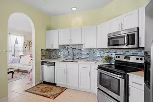 337 SW Maclay Way, Port Saint Lucie, FL 34986 - Photo 7