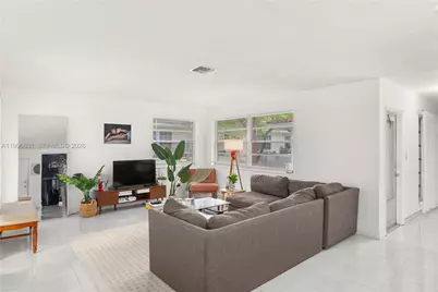 5921 Turin St, Coral Gables, FL 33146 - Photo 3