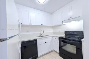 11394 Royal Palm Blvd, Coral Springs, FL 33065 - Photo 35