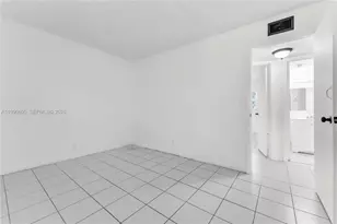 321 SW 1st Ct, Pompano Beach, FL 33060 - Photo 11
