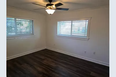 9911 Martinique Dr, Cutler Bay, FL 33189 - Photo 11