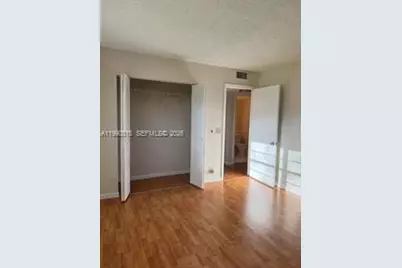 200 SW 132nd Way #104L, Pembroke Pines, FL 33027 - Photo 11