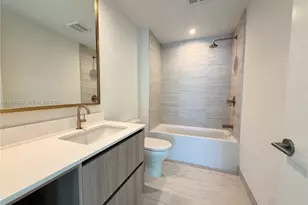 77 SE 5, Miami, FL 33131 - Photo 5