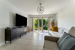 7670 SW 82nd St, Miami, FL 33143 - Photo 9