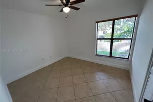 8910 SW 4th Ln, Miami, FL 33174 - Photo 27
